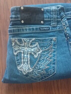 🩶✝️🤍TRINITY RANCH MONTANA WEST BOOTCUT JEANS TAG: SIZE 7 INSEAM 35